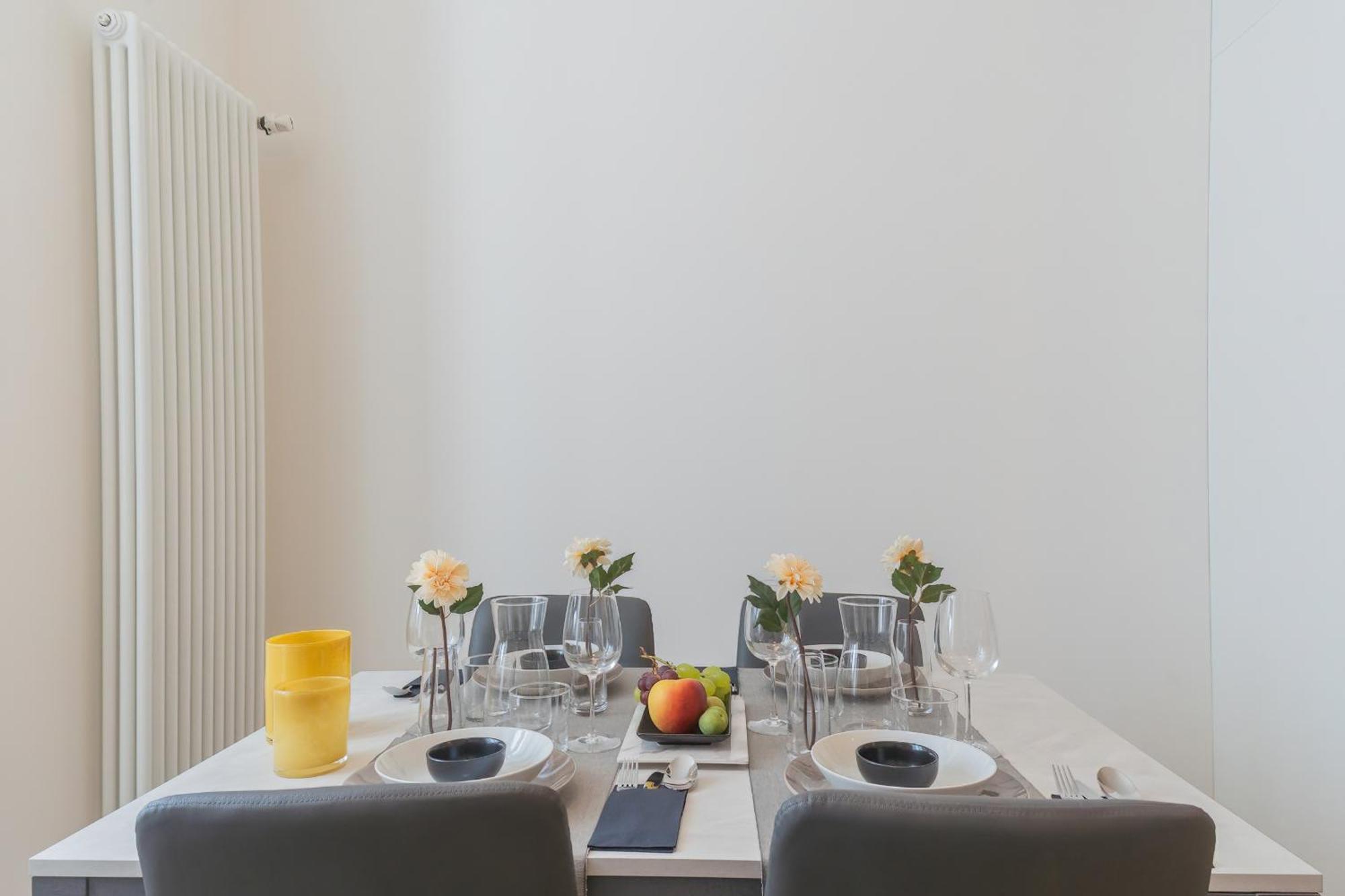 Manaraquattro - Apartament In Como Near The Center With Free Parking - Lake Como Buitenkant foto