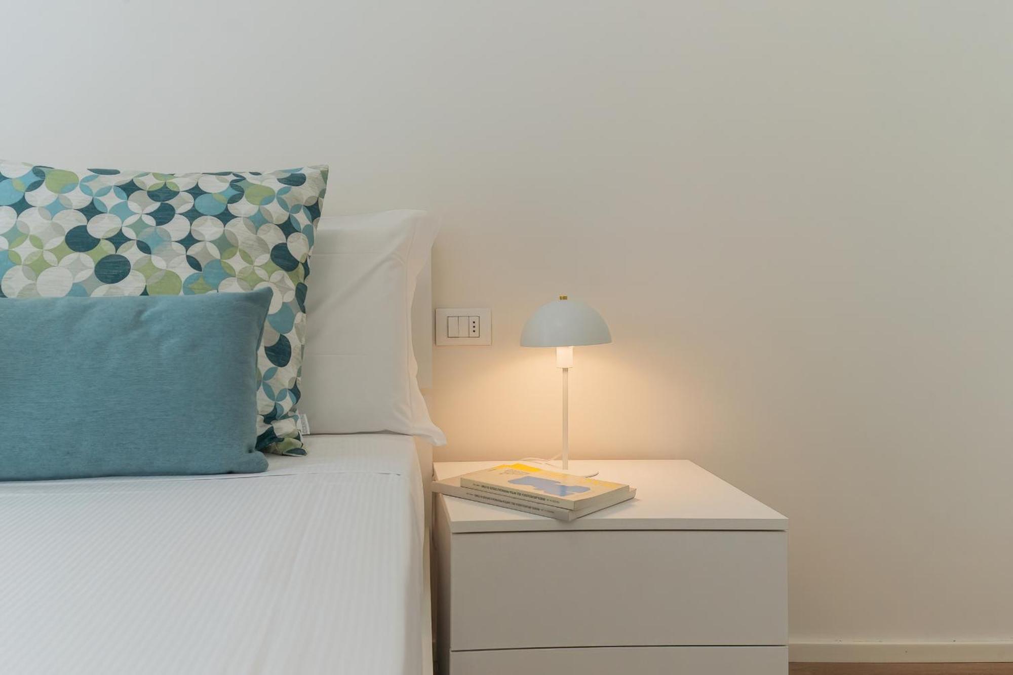 Manaraquattro - Apartament In Como Near The Center With Free Parking - Lake Como Buitenkant foto